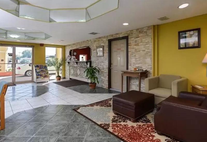 Travel Inn Winter Haven Bagian luar foto